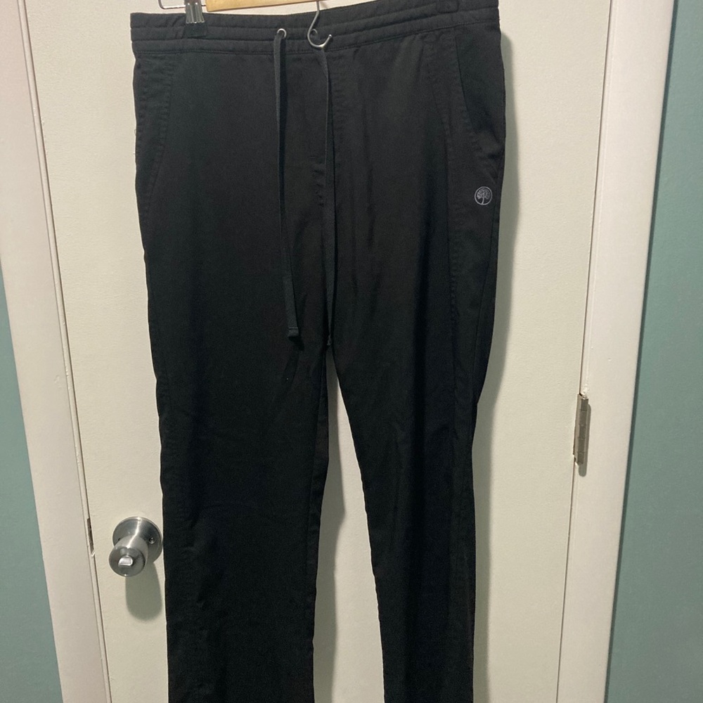 Purple label M black scrub pants